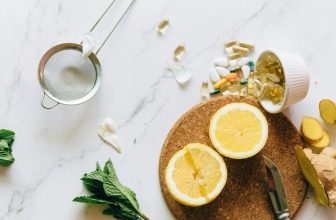 Devez-vous prendre des suppléments à jeun ou avec de la nourriture?